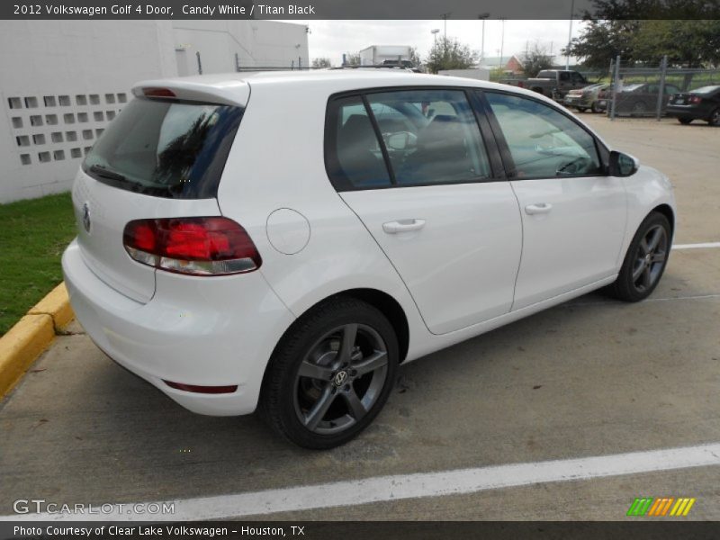 Candy White / Titan Black 2012 Volkswagen Golf 4 Door