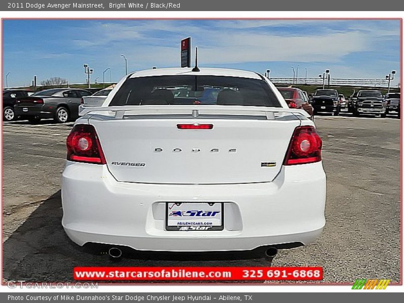 Bright White / Black/Red 2011 Dodge Avenger Mainstreet