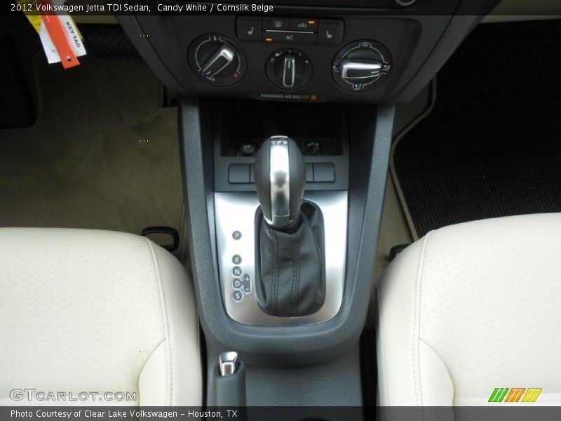 Candy White / Cornsilk Beige 2012 Volkswagen Jetta TDI Sedan