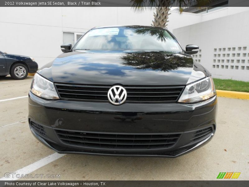 Black / Titan Black 2012 Volkswagen Jetta SE Sedan