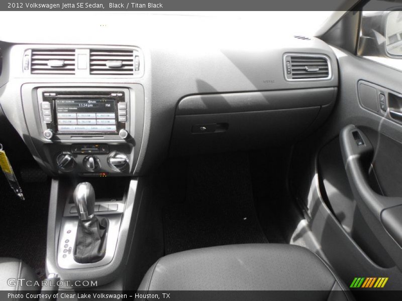 Black / Titan Black 2012 Volkswagen Jetta SE Sedan