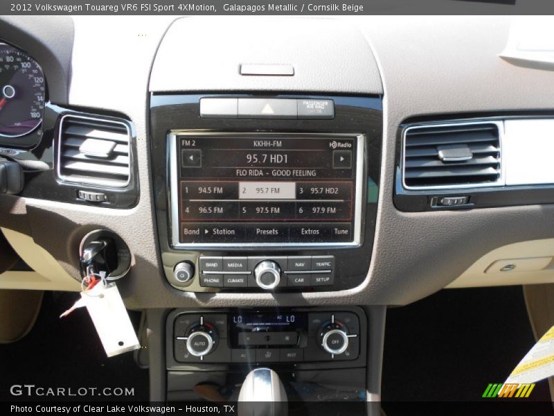 Galapagos Metallic / Cornsilk Beige 2012 Volkswagen Touareg VR6 FSI Sport 4XMotion