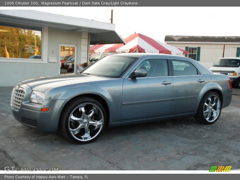 Magnesium Pearlcoat / Dark Slate Gray/Light Graystone 2006 Chrysler 300