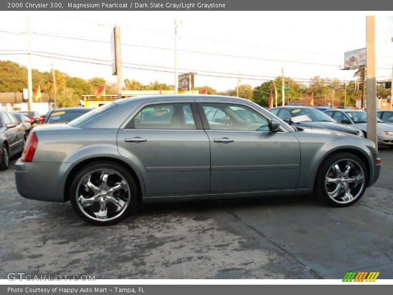 Magnesium Pearlcoat / Dark Slate Gray/Light Graystone 2006 Chrysler 300