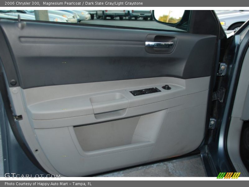 Magnesium Pearlcoat / Dark Slate Gray/Light Graystone 2006 Chrysler 300