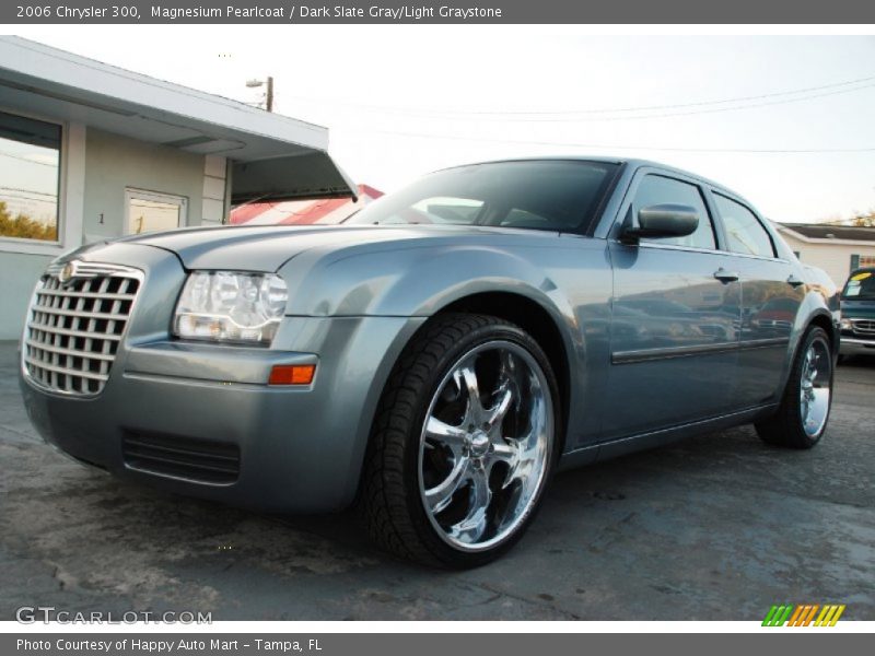 Magnesium Pearlcoat / Dark Slate Gray/Light Graystone 2006 Chrysler 300