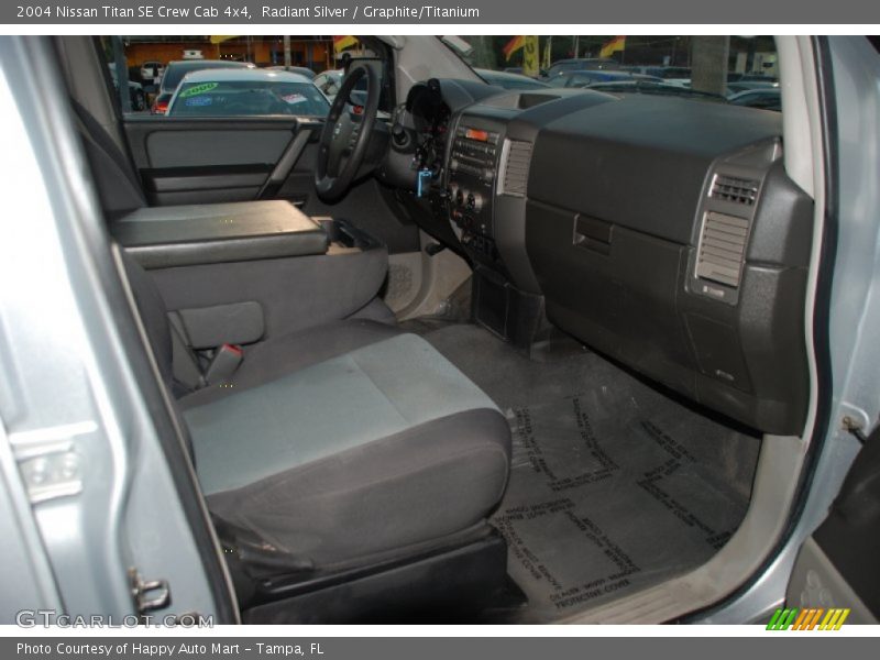 Radiant Silver / Graphite/Titanium 2004 Nissan Titan SE Crew Cab 4x4