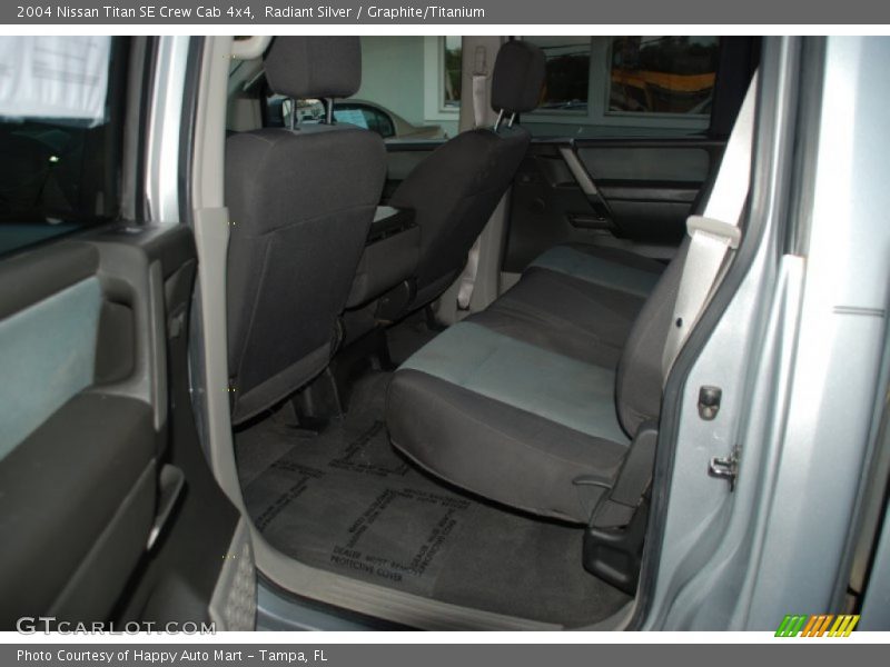 Radiant Silver / Graphite/Titanium 2004 Nissan Titan SE Crew Cab 4x4