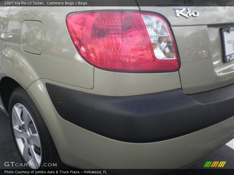 Cashmere Beige / Beige 2007 Kia Rio LX Sedan