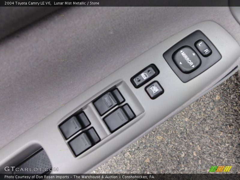 Lunar Mist Metallic / Stone 2004 Toyota Camry LE V6