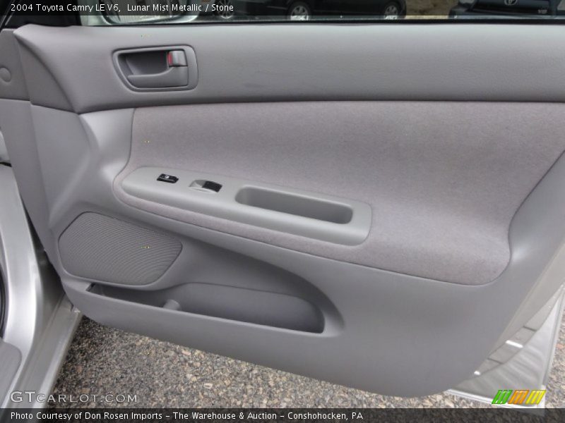 Lunar Mist Metallic / Stone 2004 Toyota Camry LE V6