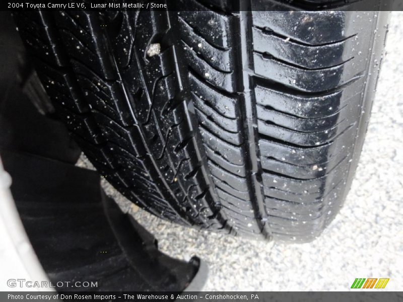 Lunar Mist Metallic / Stone 2004 Toyota Camry LE V6
