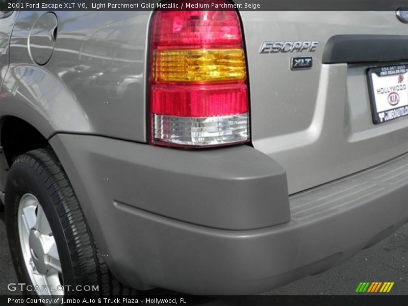 Light Parchment Gold Metallic / Medium Parchment Beige 2001 Ford Escape XLT V6