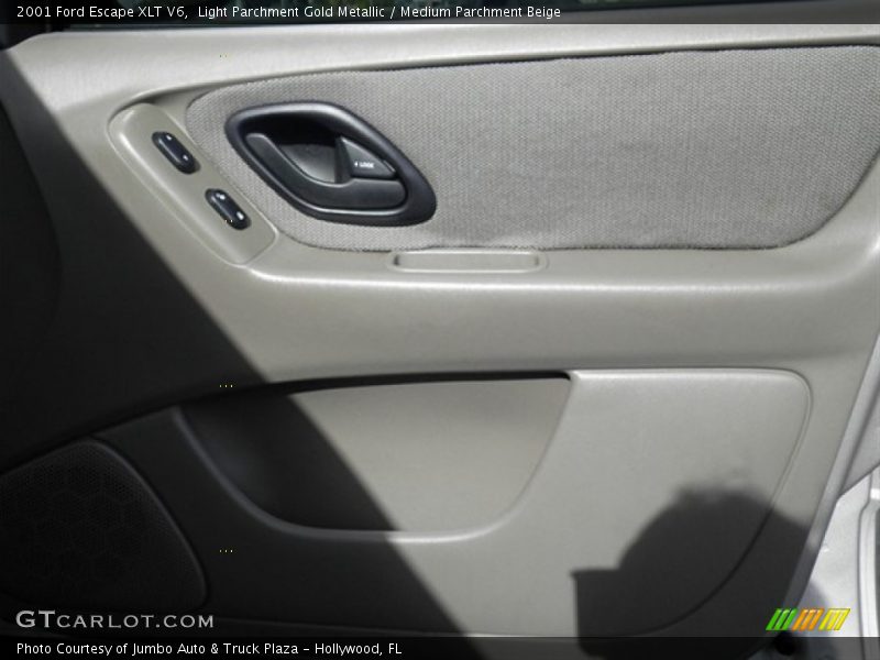 Light Parchment Gold Metallic / Medium Parchment Beige 2001 Ford Escape XLT V6