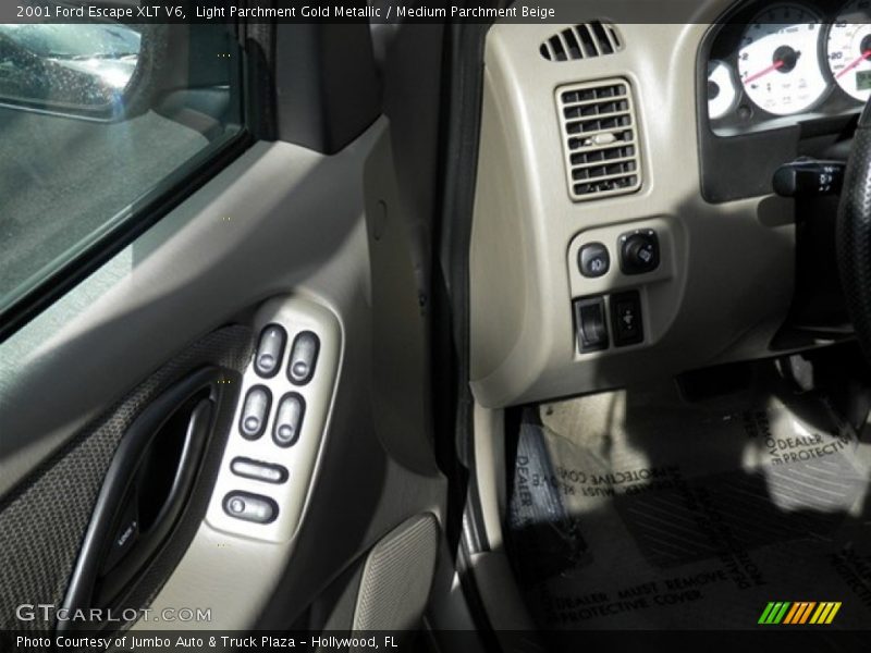 Light Parchment Gold Metallic / Medium Parchment Beige 2001 Ford Escape XLT V6