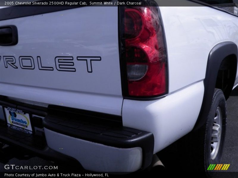 Summit White / Dark Charcoal 2005 Chevrolet Silverado 2500HD Regular Cab