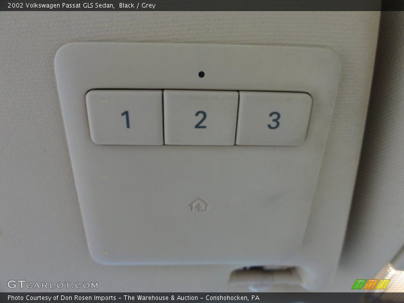 Black / Grey 2002 Volkswagen Passat GLS Sedan
