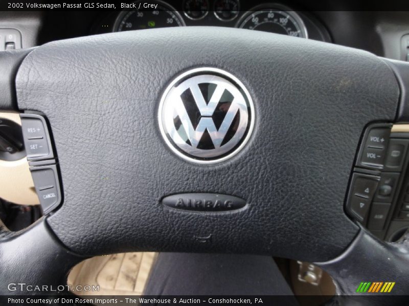 Black / Grey 2002 Volkswagen Passat GLS Sedan