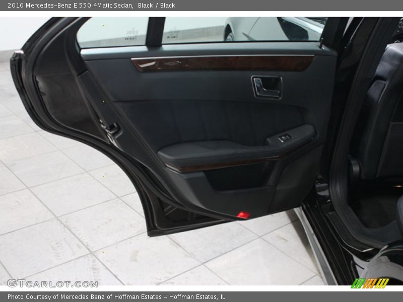 Black / Black 2010 Mercedes-Benz E 550 4Matic Sedan