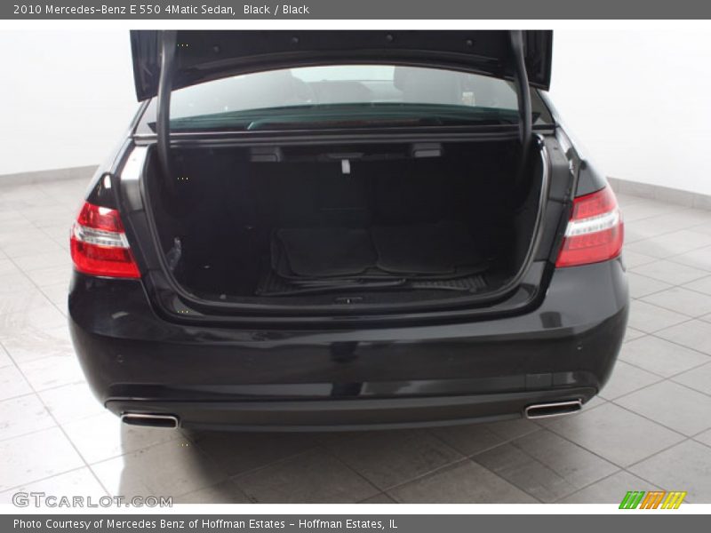 Black / Black 2010 Mercedes-Benz E 550 4Matic Sedan