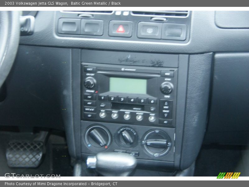 Baltic Green Metallic / Black 2003 Volkswagen Jetta GLS Wagon