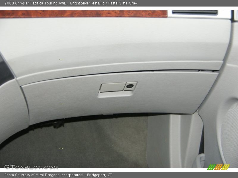 Bright Silver Metallic / Pastel Slate Gray 2008 Chrysler Pacifica Touring AWD