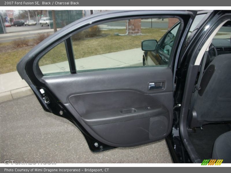 Black / Charcoal Black 2007 Ford Fusion SE