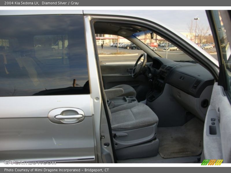 Diamond Silver / Gray 2004 Kia Sedona LX