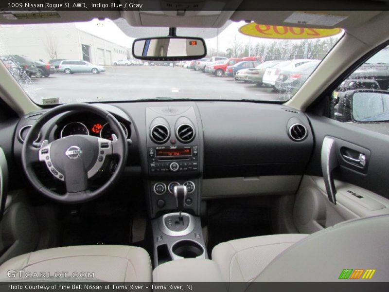  2009 Rogue SL AWD Gray Interior
