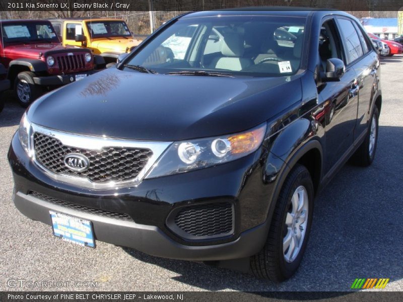 Ebony Black / Gray 2011 Kia Sorento LX