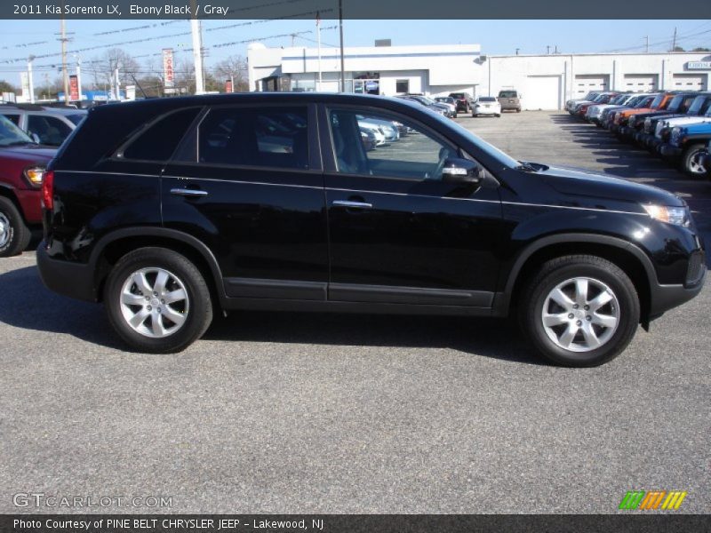 Ebony Black / Gray 2011 Kia Sorento LX