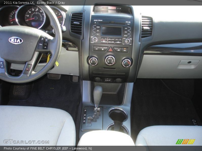 Ebony Black / Gray 2011 Kia Sorento LX