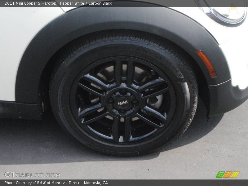 Pepper White / Carbon Black 2011 Mini Cooper S Hardtop