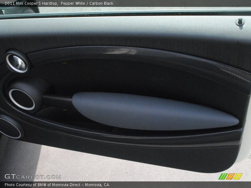 Pepper White / Carbon Black 2011 Mini Cooper S Hardtop