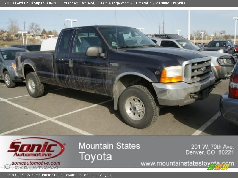 Deep Wedgewood Blue Metallic / Medium Graphite 2000 Ford F250 Super Duty XLT Extended Cab 4x4