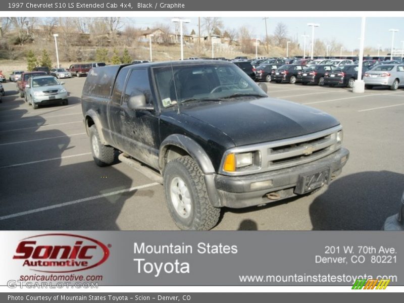Black / Graphite 1997 Chevrolet S10 LS Extended Cab 4x4