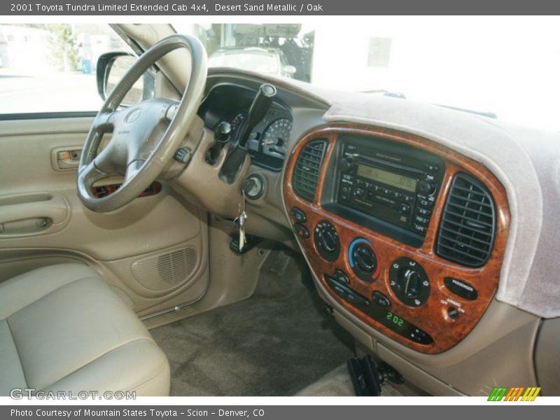 Desert Sand Metallic / Oak 2001 Toyota Tundra Limited Extended Cab 4x4