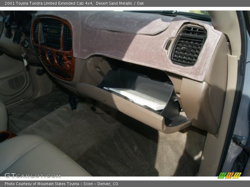 Desert Sand Metallic / Oak 2001 Toyota Tundra Limited Extended Cab 4x4