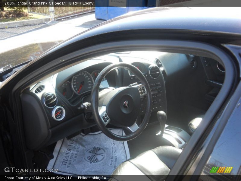 Black / Ebony 2006 Pontiac Grand Prix GT Sedan