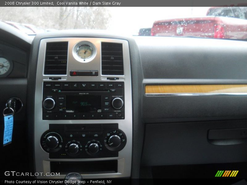 Cool Vanilla White / Dark Slate Gray 2008 Chrysler 300 Limited