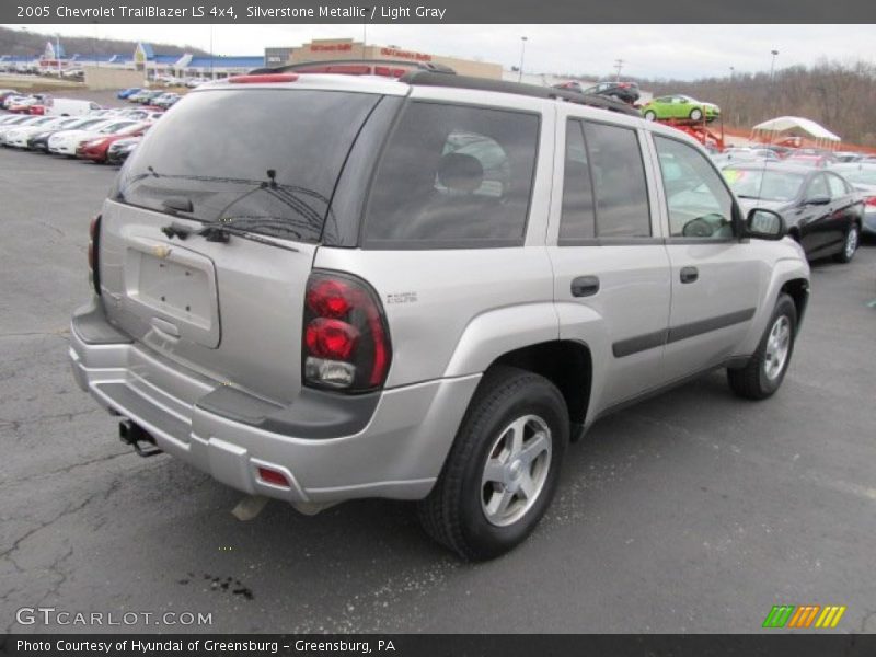 Silverstone Metallic / Light Gray 2005 Chevrolet TrailBlazer LS 4x4