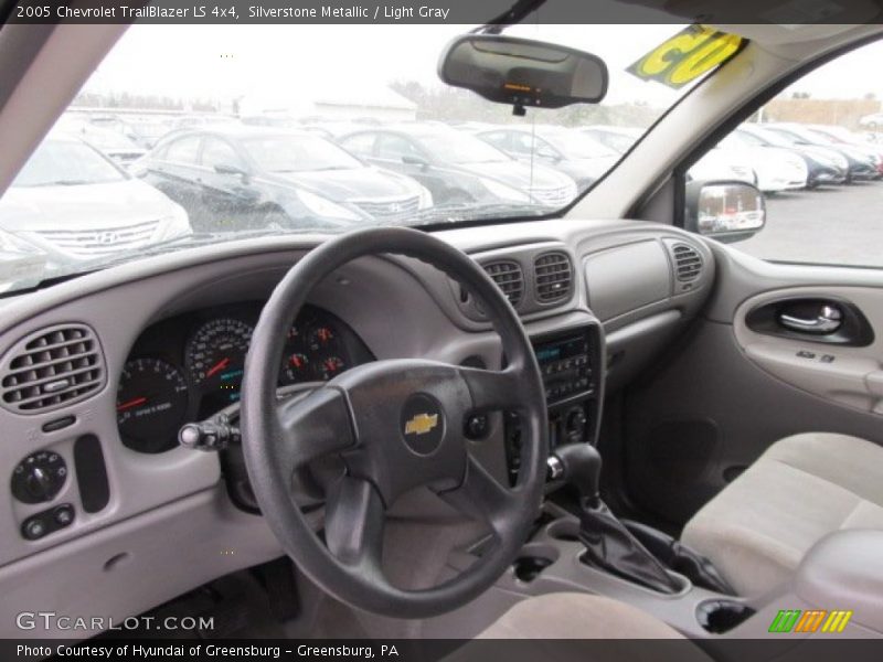 Silverstone Metallic / Light Gray 2005 Chevrolet TrailBlazer LS 4x4