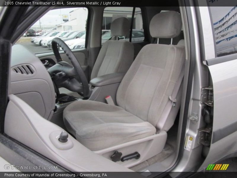 Silverstone Metallic / Light Gray 2005 Chevrolet TrailBlazer LS 4x4