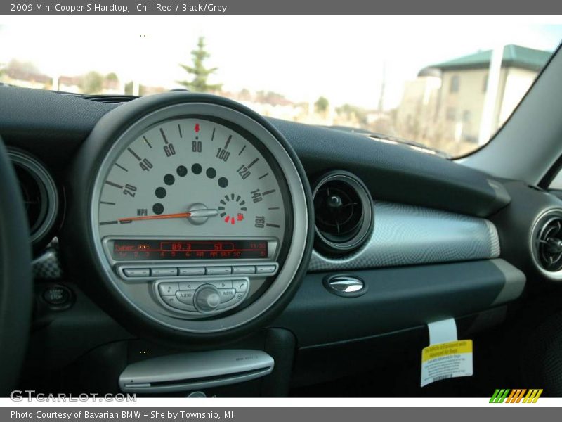 Chili Red / Black/Grey 2009 Mini Cooper S Hardtop