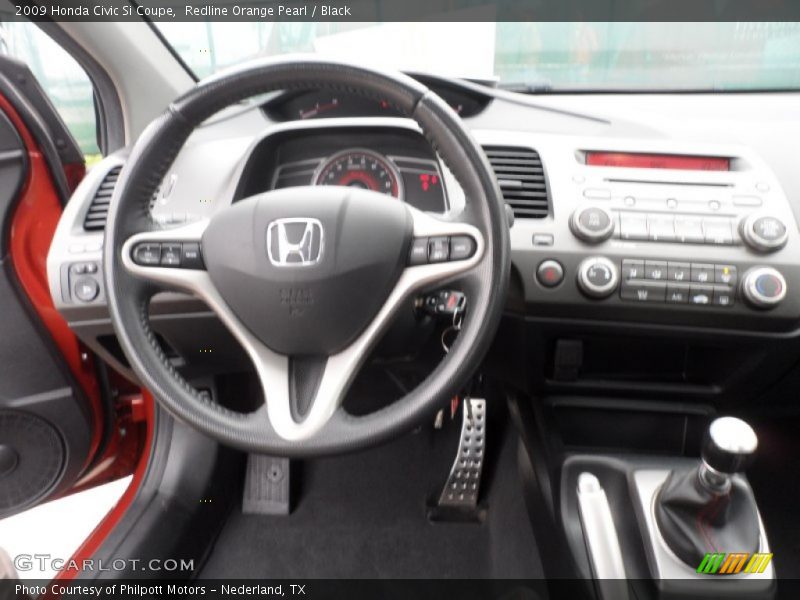 Dashboard of 2009 Civic Si Coupe