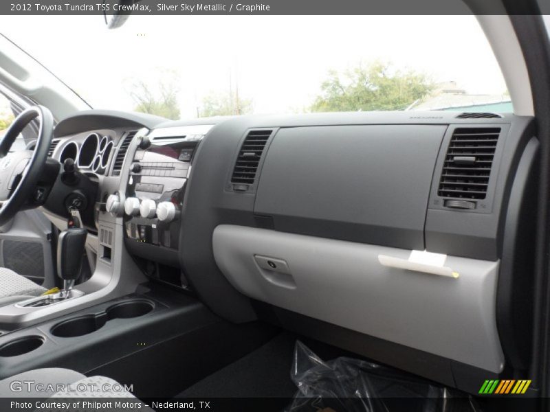 Dashboard of 2012 Tundra TSS CrewMax