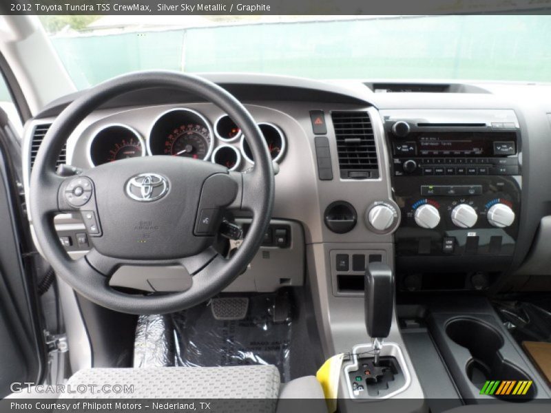 Dashboard of 2012 Tundra TSS CrewMax