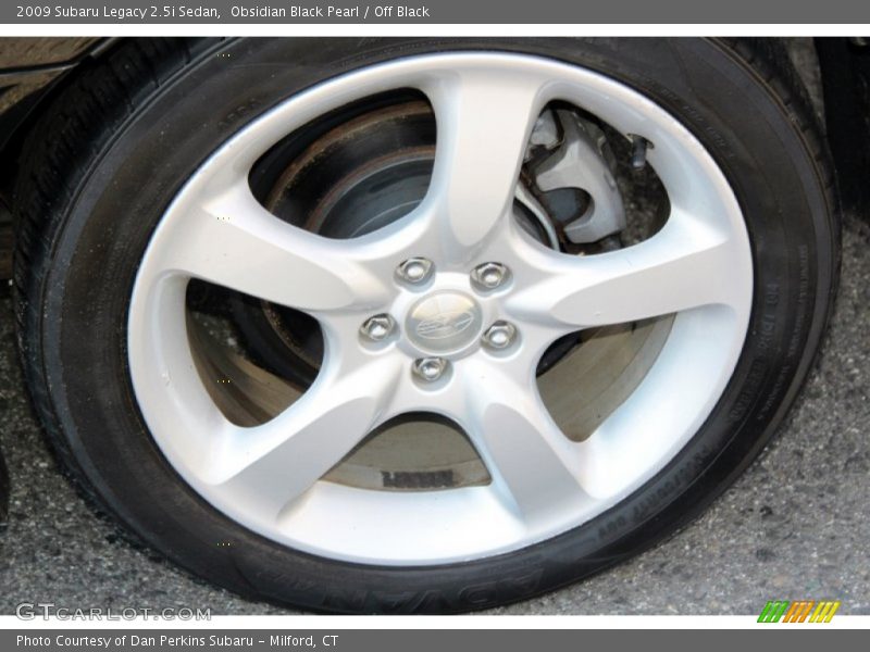 Obsidian Black Pearl / Off Black 2009 Subaru Legacy 2.5i Sedan