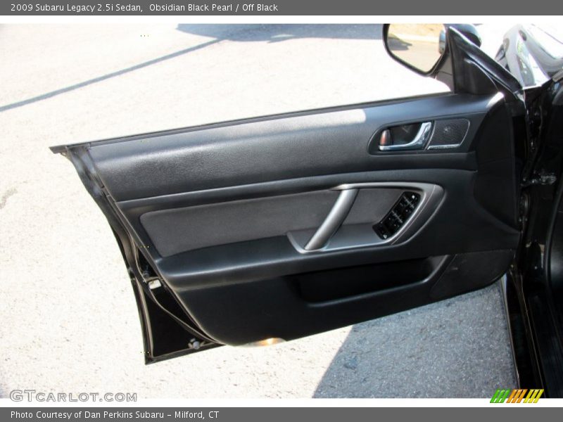 Obsidian Black Pearl / Off Black 2009 Subaru Legacy 2.5i Sedan