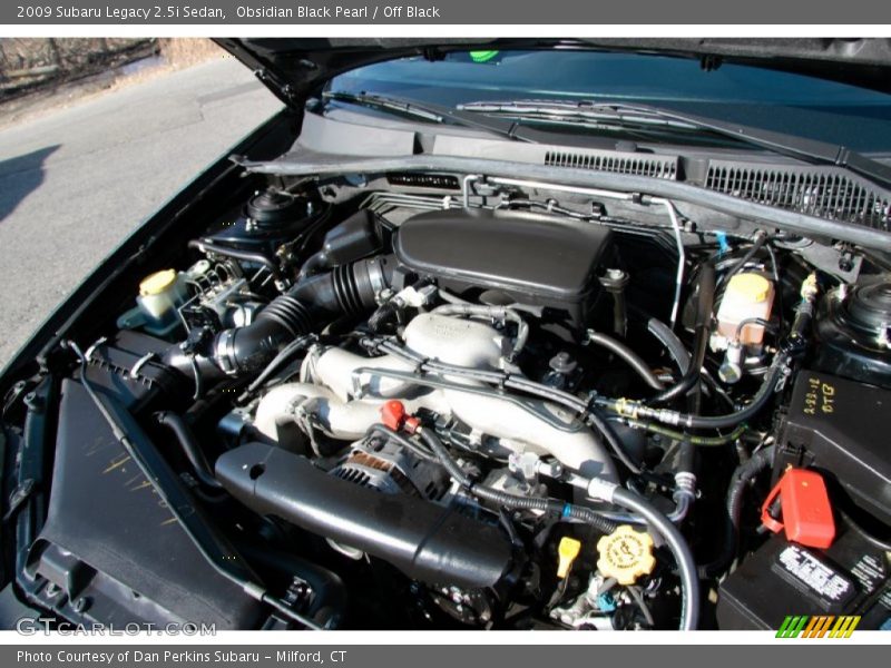 Obsidian Black Pearl / Off Black 2009 Subaru Legacy 2.5i Sedan